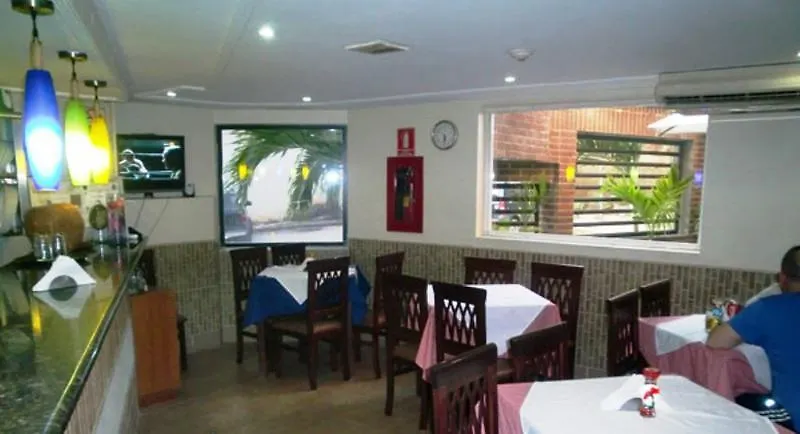 Hotel Muevete Por Vargas Catia La Mar